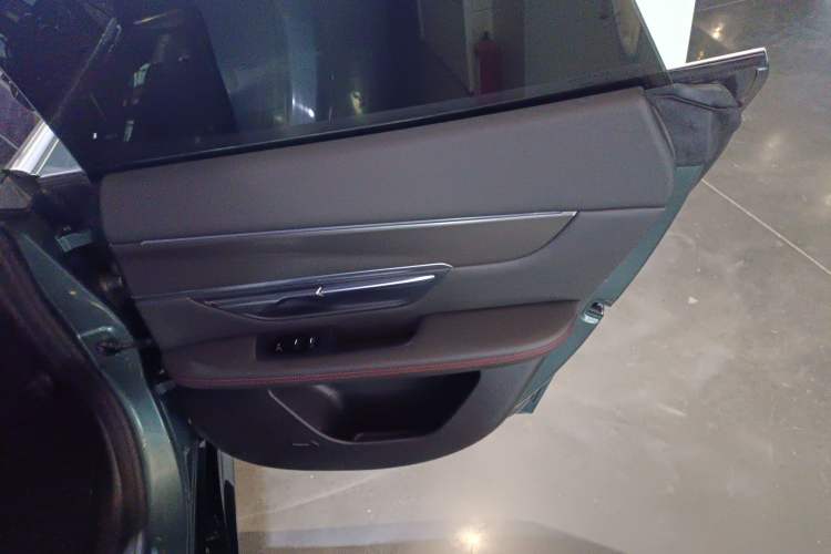 Used XPeng P7 2023 P7i 702 Pro Right Rear Door Interior