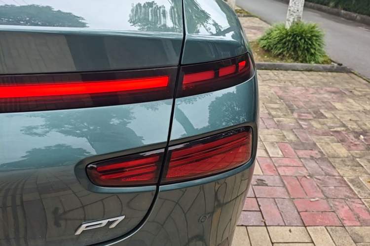 Used XPeng P7 2023 P7i 702 Pro Right Rear Taillight