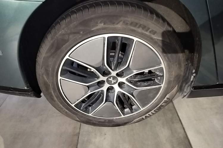 Used XPeng P7 2023 P7i 702 Pro Right Rear Wheel Hub