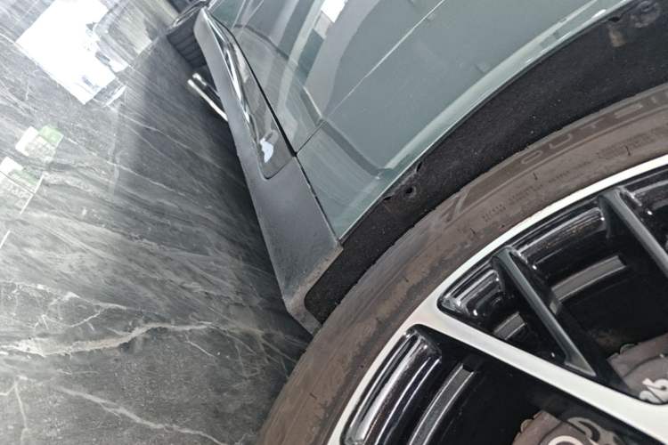 Used XPeng P7 2023 P7i 702 Max Right Side Sill