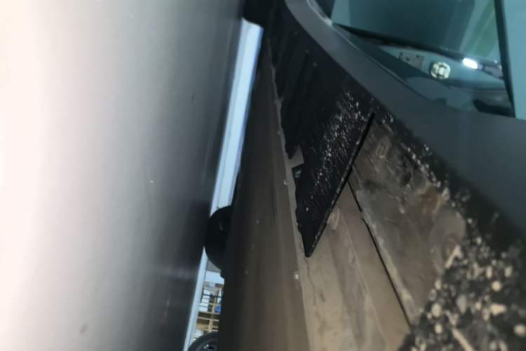 Used XPeng P7 2023 P7i 702 Pro Right Side Sill