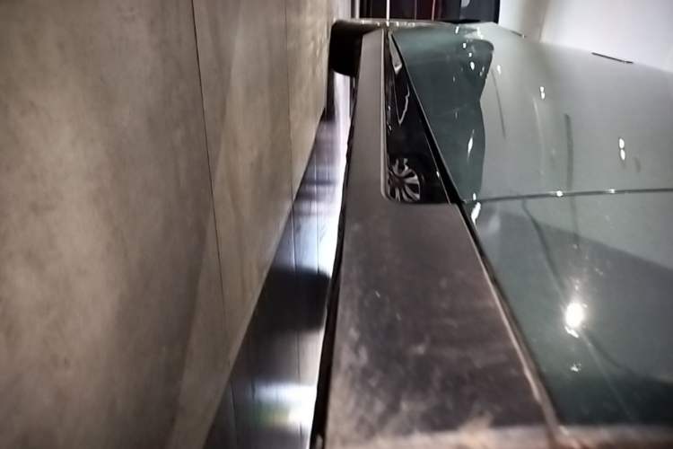 Used XPeng P7 2023 P7i 702 Pro Right Side Sill