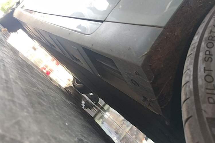 Used XPeng P7 2023 P7i 702 Max Right Side Sill
