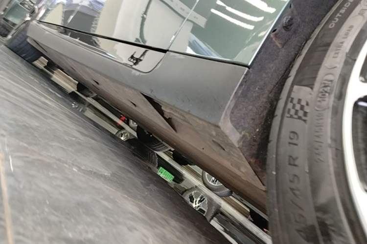 Used XPeng P7 2023 P7i 702 Pro Right Side Sill