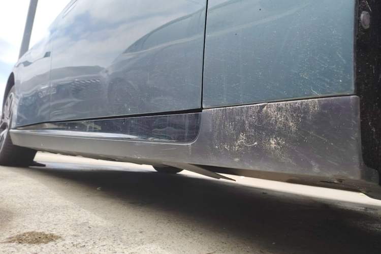 Used XPeng P7 2023 P7i 702 Max Right Side Sill