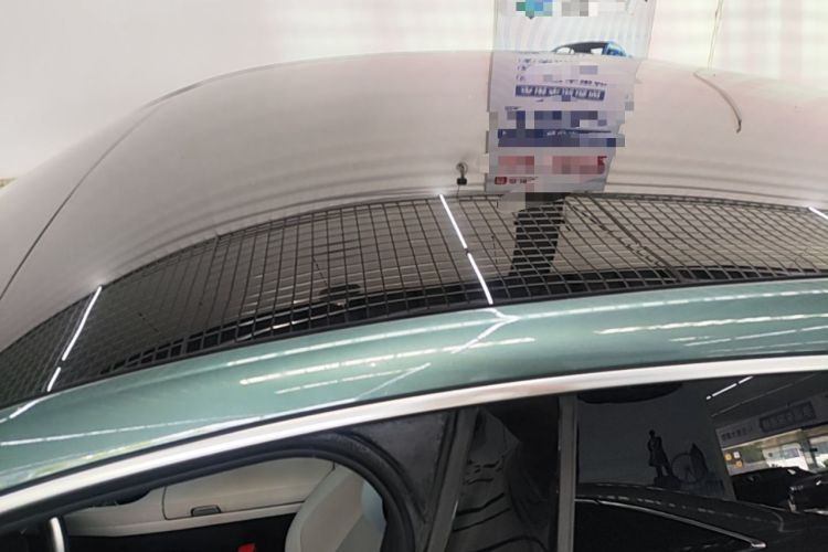 Used XPeng P7 2023 P7i 702 Max Roof
