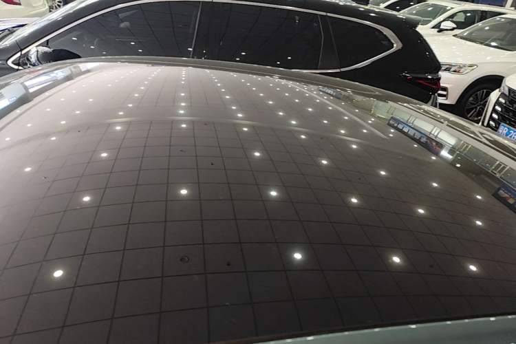 Used XPeng P7 2023 P7i 702 Pro Roof