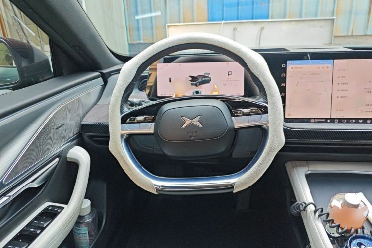 Used XPeng P7 2023 P7i 610 Pengyi Performance Edition Steering Wheel