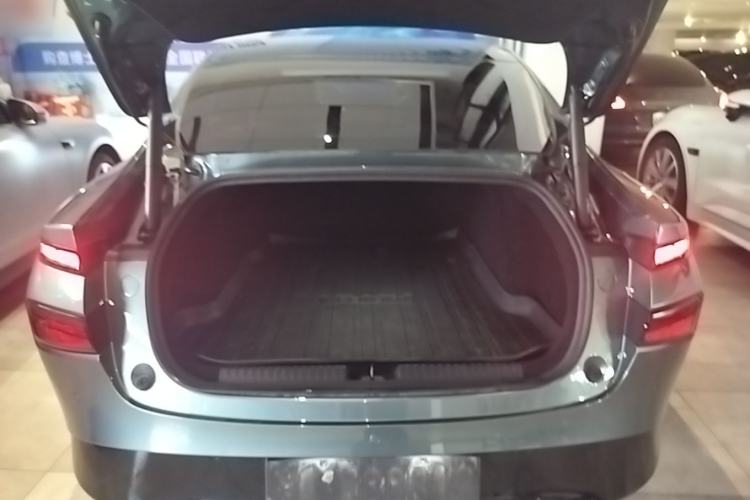 Used XPeng P7 2023 P7i 702 Max Trunk