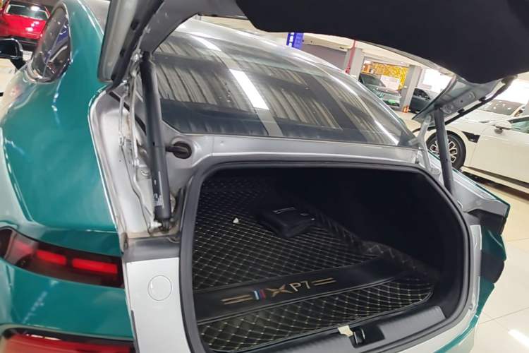 Used XPeng P7 2023 P7i 702 Pro Trunk