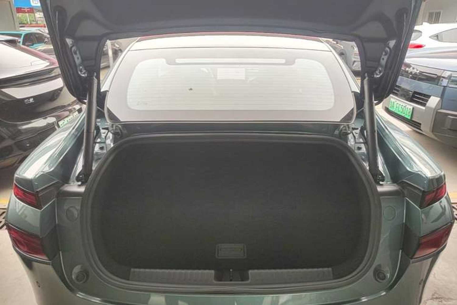 Used XPeng P7 2023 P7i 702 Max Trunk