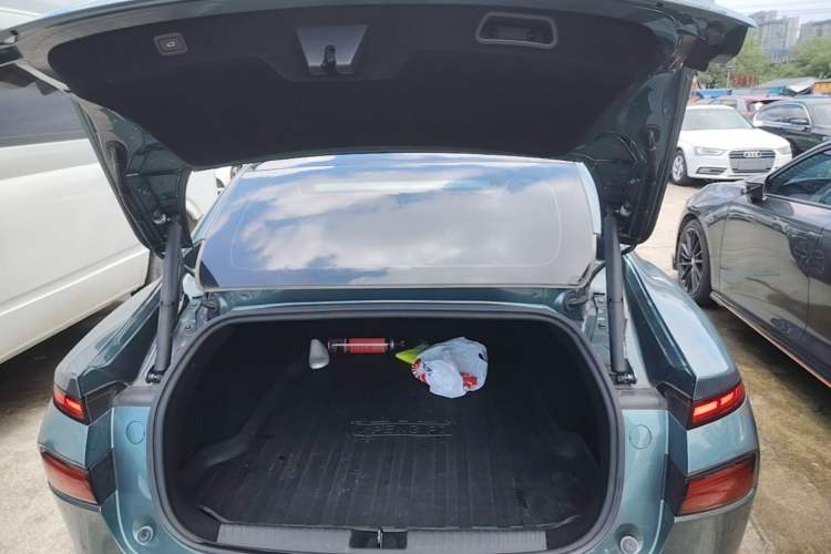 Used XPeng P7 2023 P7i 702 Max Trunk