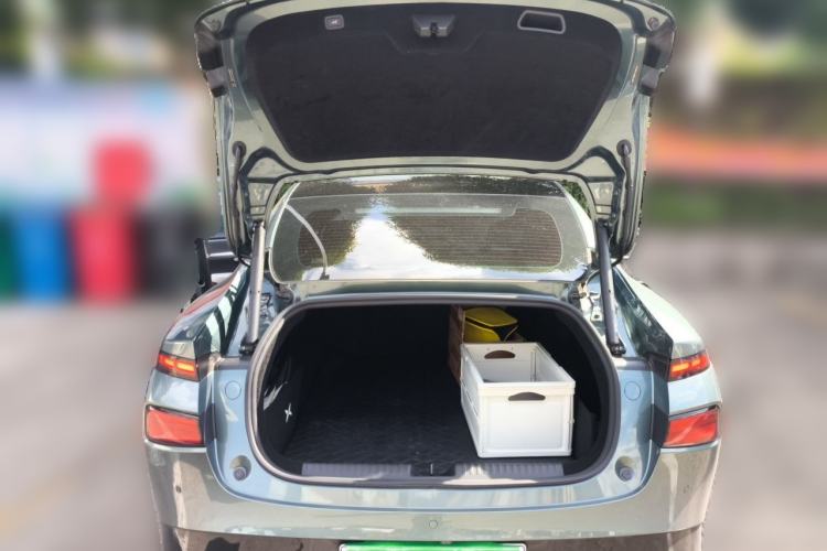 Used XPeng P7 2023 P7i 610 Max Performance Edition Trunk