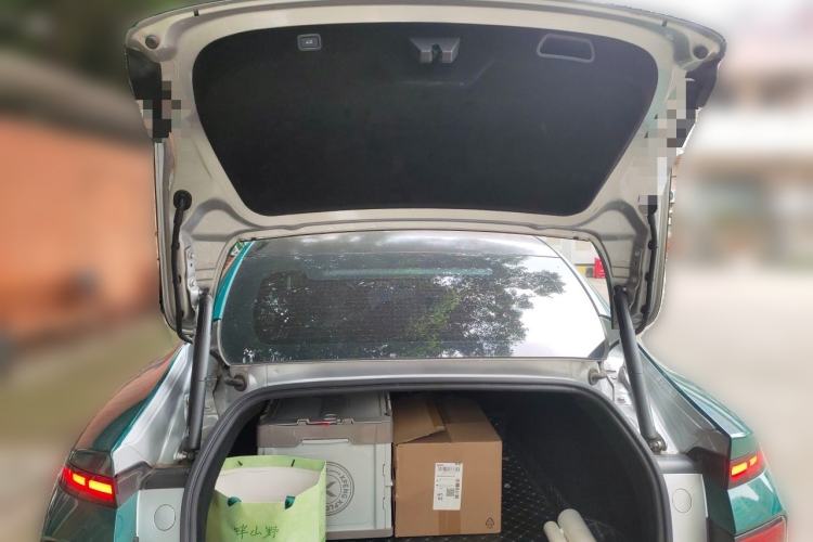 Used XPeng P7 2023 P7i 702 Pro Trunk