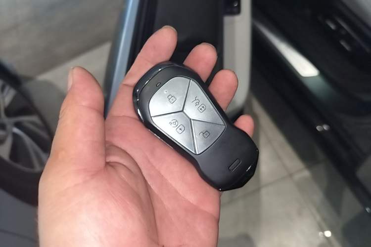 Used XPeng P7 2023 P7i 702 Max Vehicle Key