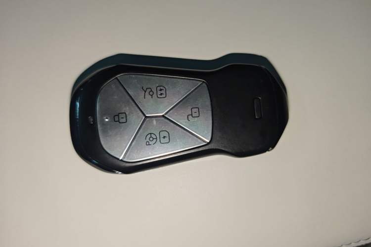 Used XPeng P7 2023 P7i 702 Max Vehicle Key