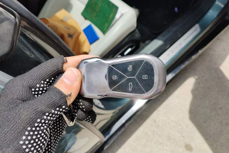 Used XPeng P7 2023 P7i 702 Pro Vehicle Key