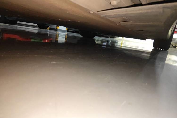 Used XPeng P7 2023 P7i 702 Pro Chassis Rear Right