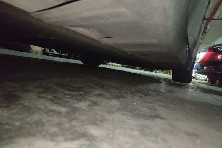 Used XPeng P7 2023 P7i 702 Pro Chassis Rear Right