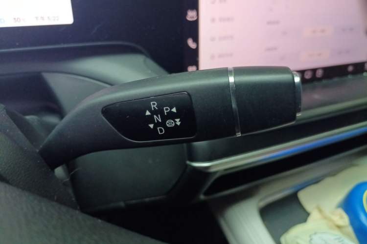 Used XPeng P7 2023 P7i 702 Max Gear Lever