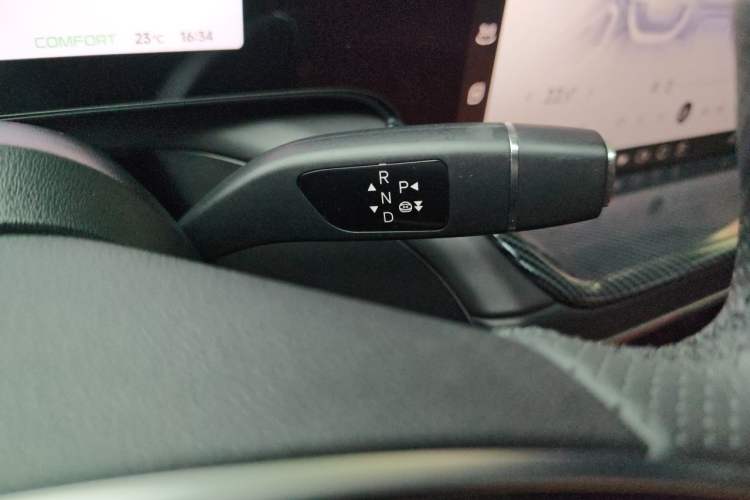 Used XPeng P7 2023 P7i 702 Pro Gear Lever