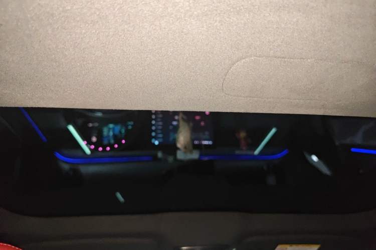 Used XPeng P7 2023 P7i 702 Pro Headliner