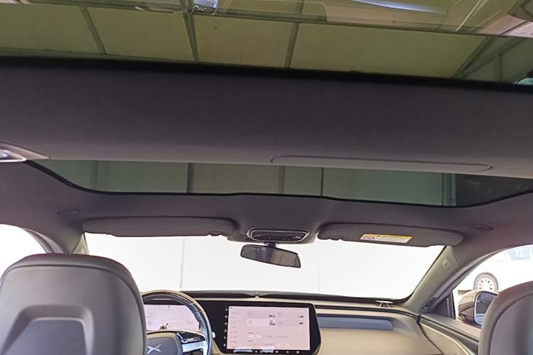 Used XPeng P7 2023 P7i 610 Max Performance Edition Headliner