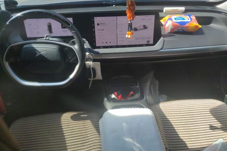 Used XPeng P7 2023 586E Center Console