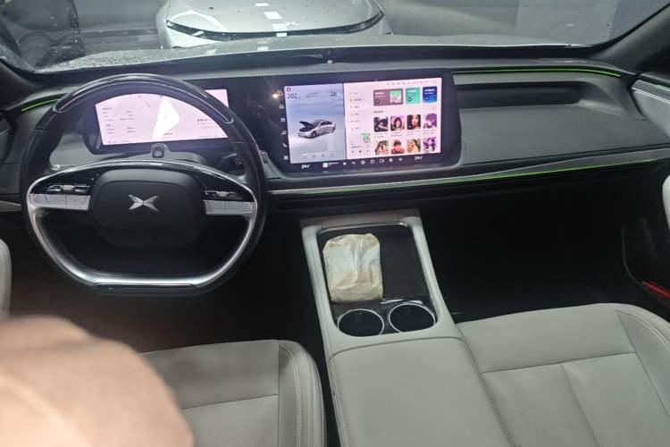 Used XPeng P7 2023 P7i 702 Max Center Console