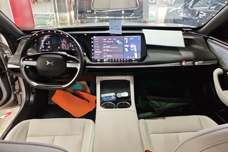 Used XPeng P7 2023 P7i 702 Pro Center Console