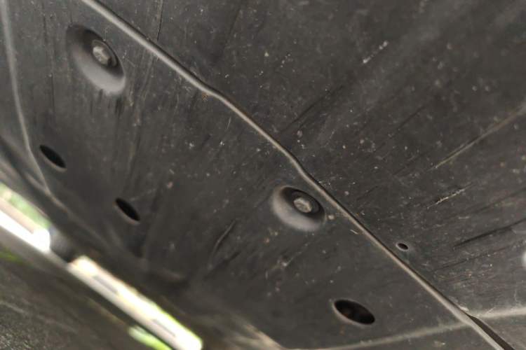 Used XPeng P7 2023 P7i 610 Max Performance Edition Chassis Front