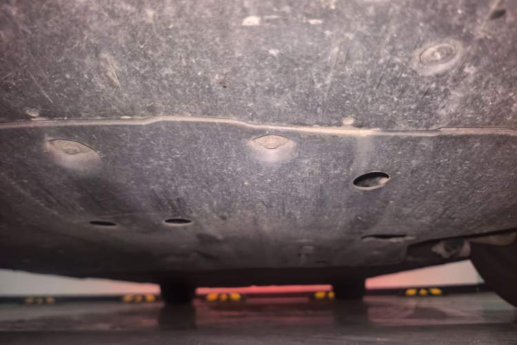 Used XPeng P7 2023 586E Chassis Front
