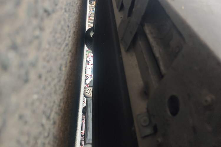 Used XPeng P7 2023 P7i 702 Pro Chassis Front Right