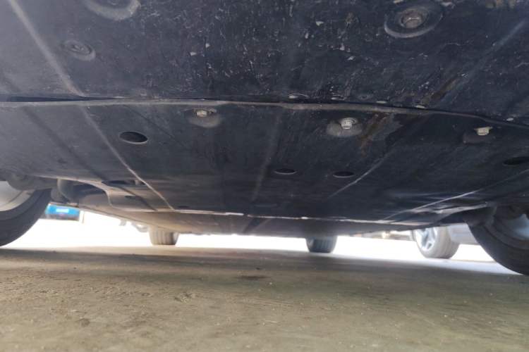 Used XPeng P7 2023 P7i 702 Pro Chassis Front