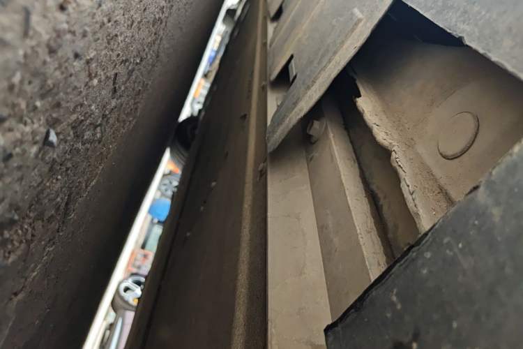 Used XPeng P7 2023 P7i 702 Max Chassis Rear Left