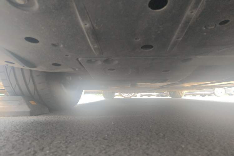 Used XPeng P7 2023 P7i 702 Pro Chassis Rear Left