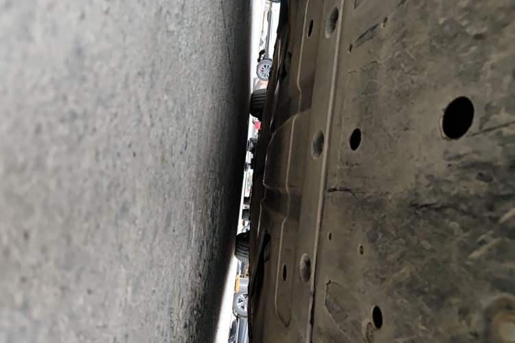 Used XPeng P7 2023 P7i 702 Max Chassis Rear