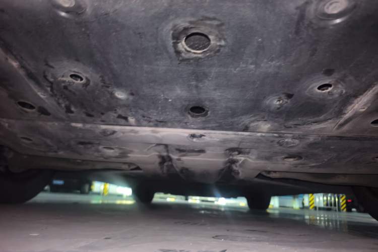 Used XPeng P7 2023 586E Chassis Rear