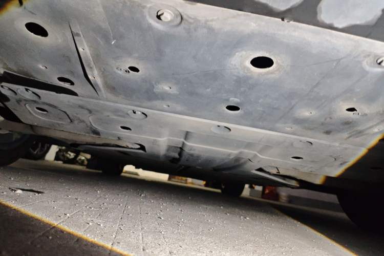 Used XPeng P7 2023 P7i 610 Max Performance Edition Chassis Rear