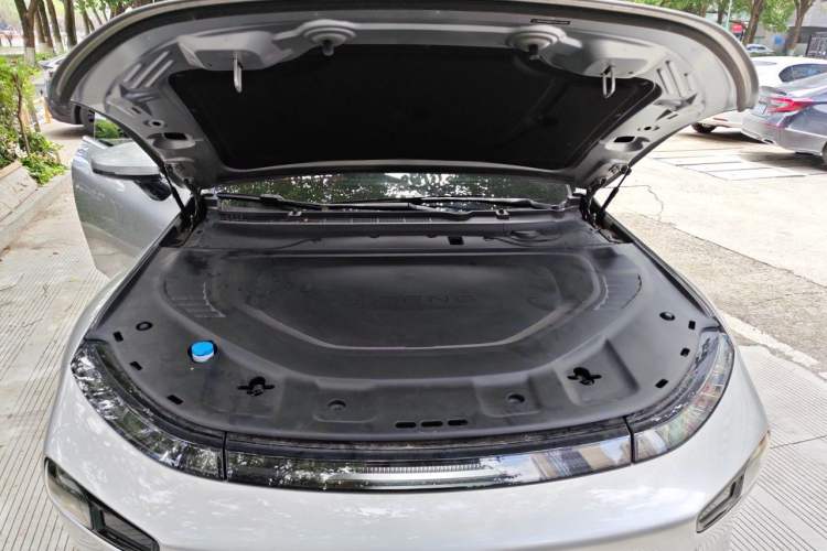 Used XPeng P7 2023 P7i 702 Max Engine Bay