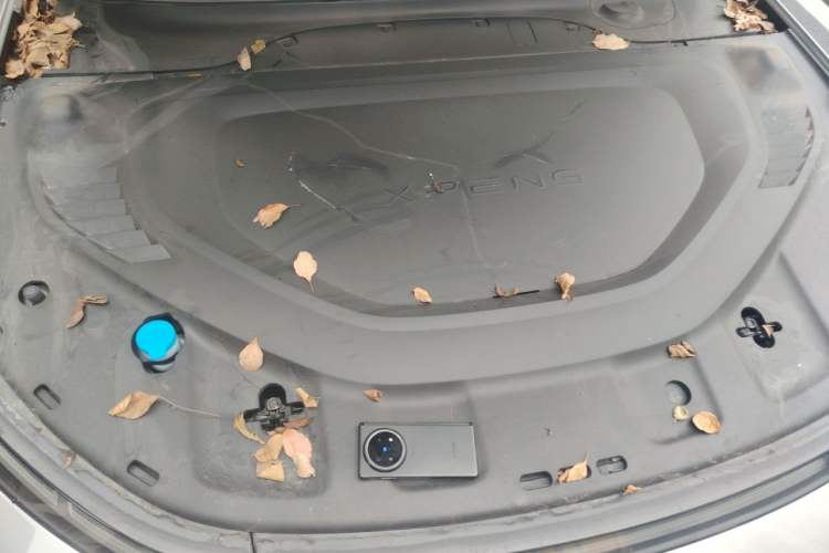 Used XPeng P7 2023 P7i 702 Pro Engine Bay