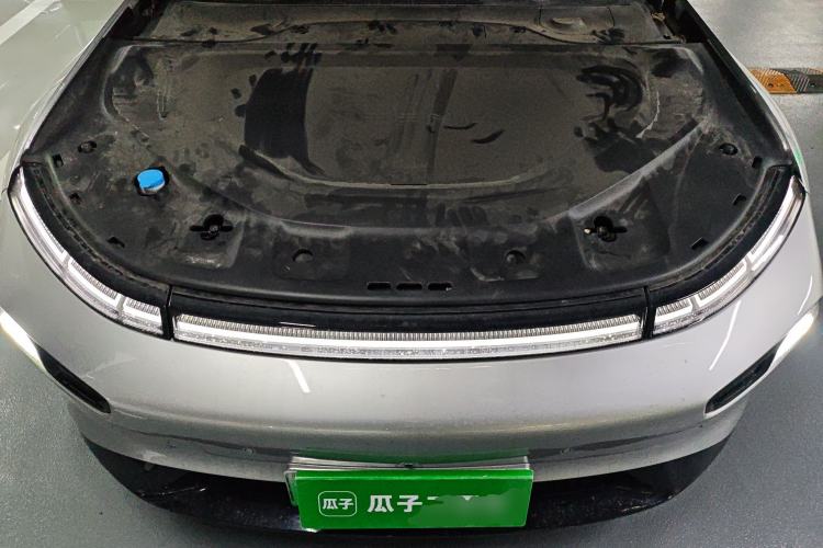 Used XPeng P7 2023 P7i 610 Max Performance Edition Engine Bay