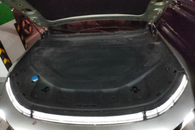 Used XPeng P7 2023 P7i 702 Max Engine Bay