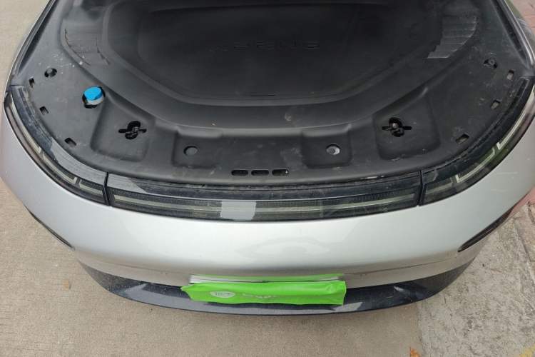 Used XPeng P7 2023 P7i 702 Pro Engine Bay