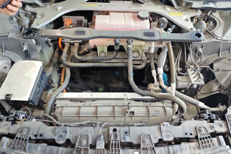 Used XPeng P7 2023 P7i 702 Pro Engine Bay