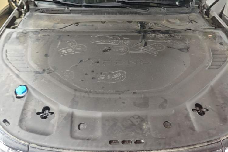 Used XPeng P7 2023 P7i 702 Pro Engine Bay