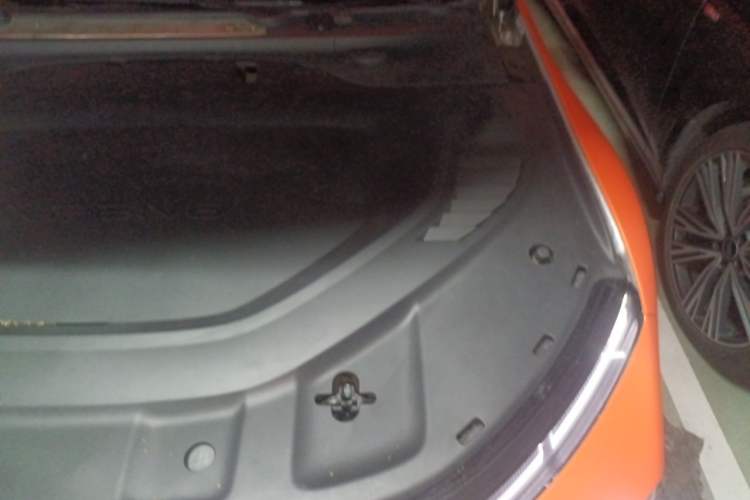 Used XPeng P7 2023 P7i 702 Pro Engine Bay Left