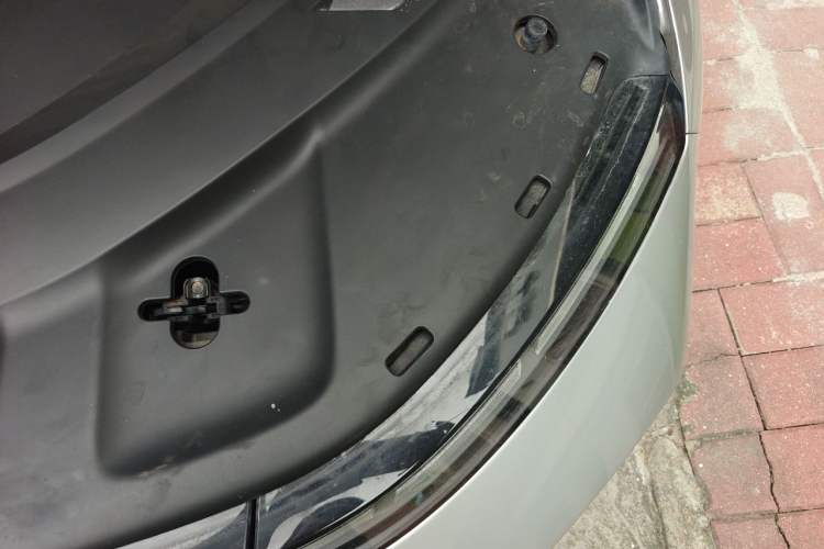 Used XPeng P7 2023 P7i 702 Pro Engine Bay Left
