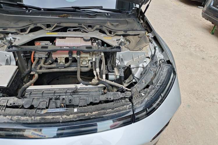 Used XPeng P7 2023 P7i 702 Max Engine Bay Left