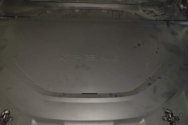 Used XPeng P7 2023 P7i 702 Pro Engine Bay